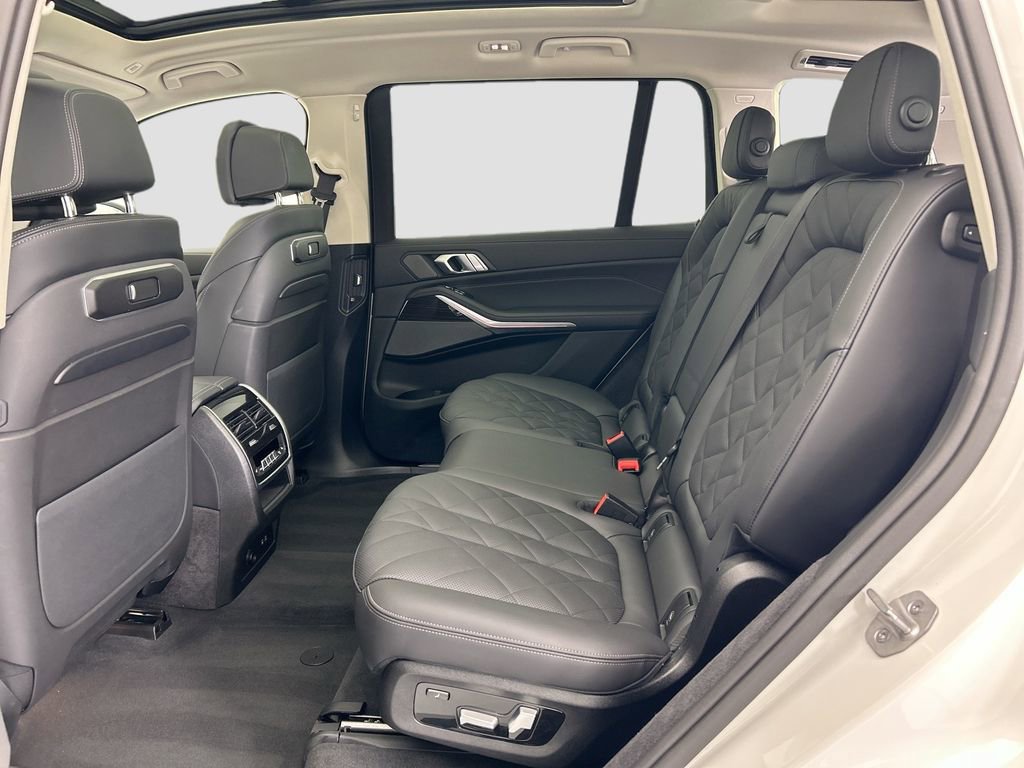 Used 2026 BMW X7 xDrive40i image 20