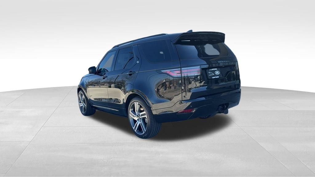 New 2024 Land Rover Discovery Dynamic SE image 6