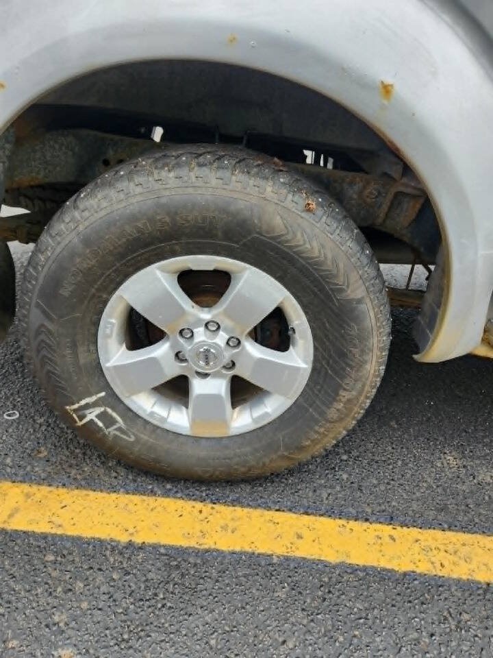 Used 2011 Nissan Frontier S AWD/4WD image 26