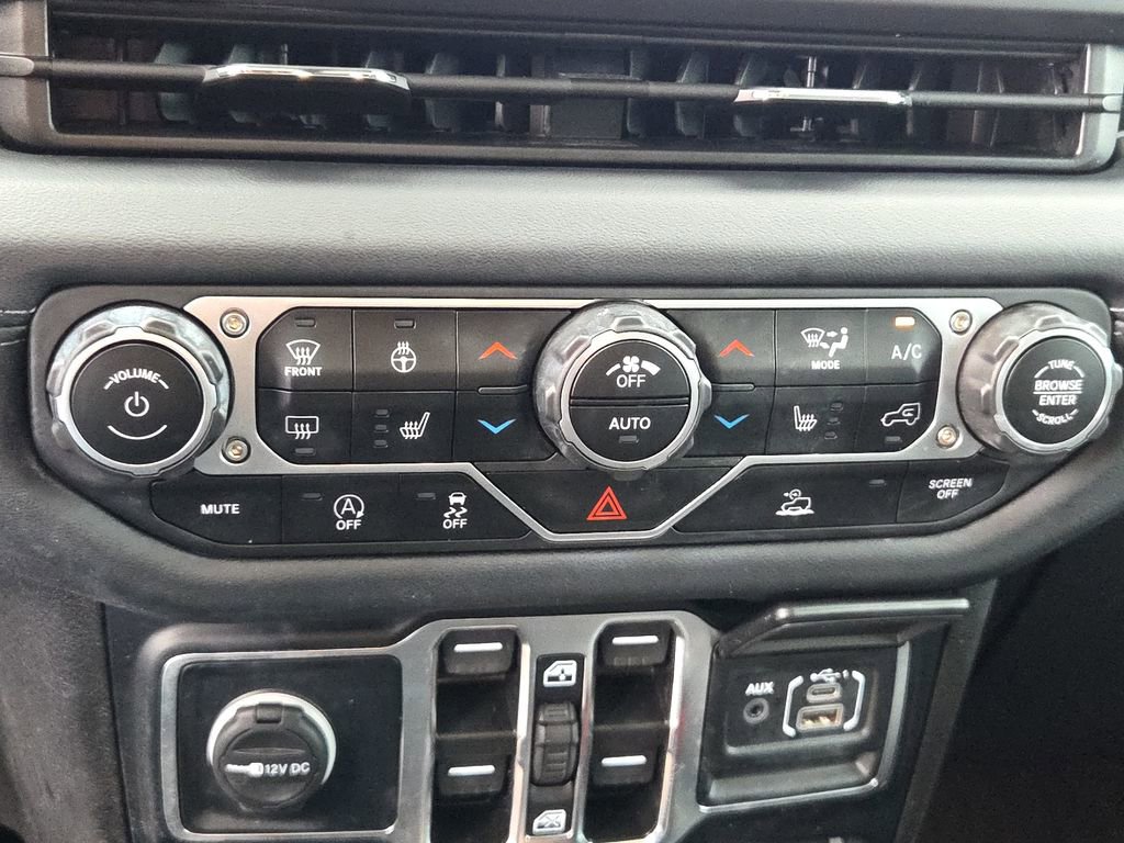 Used 2024 Jeep Wrangler Sahara w/ Technology Group image 20