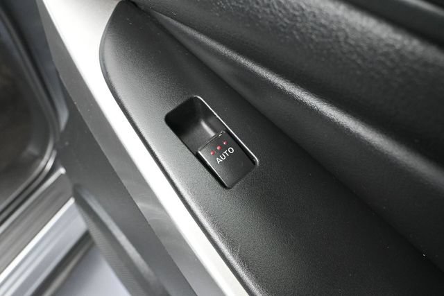 Used 2010 MAZDA CX-7 i Sport FWD image 34
