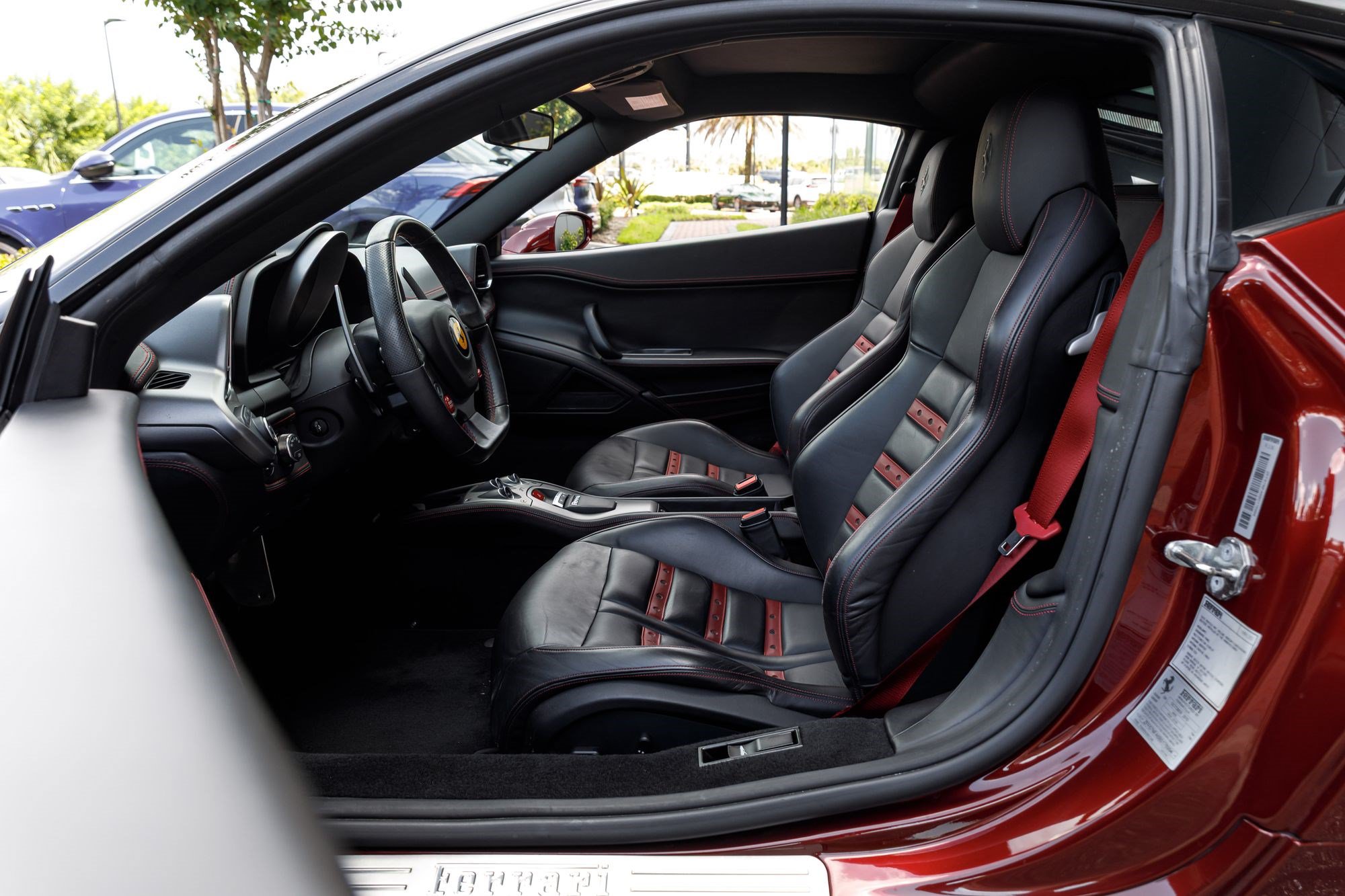 Used 2011 Ferrari 458 Italia Coupe RWD image 20