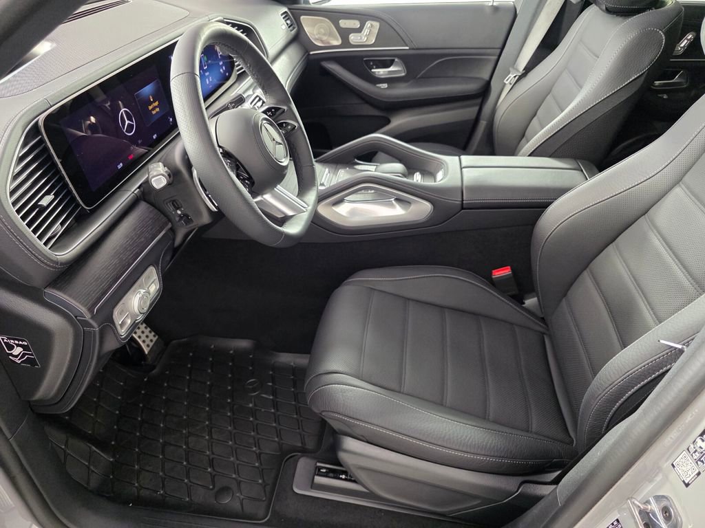 New 2026 Mercedes-Benz GLS 580 4MATIC image 6