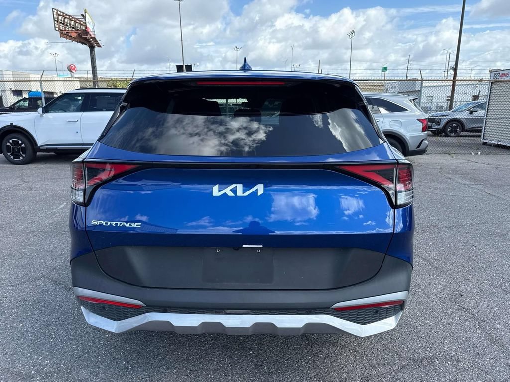 Certified 2023 Kia Sportage EX FWD image 7