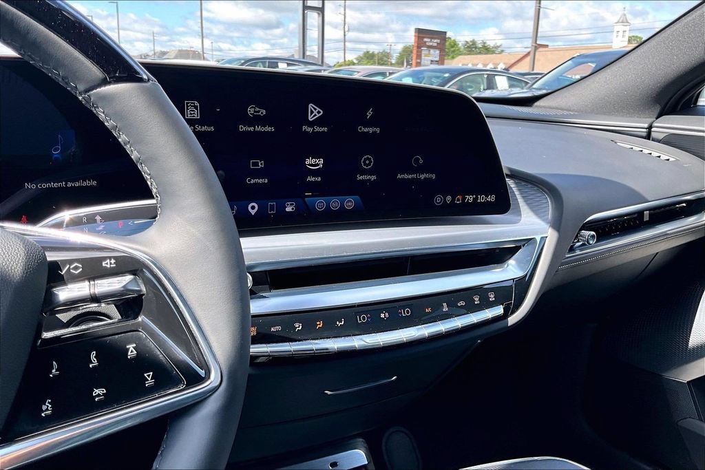 Certified 2025 Cadillac Lyriq Luxury w/ LPO, Floor Liner Package AWD/4WD image 15