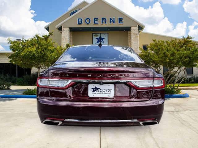 Used 2019 Lincoln Continental Select w/ Continental Climate Package AWD/4WD image 4