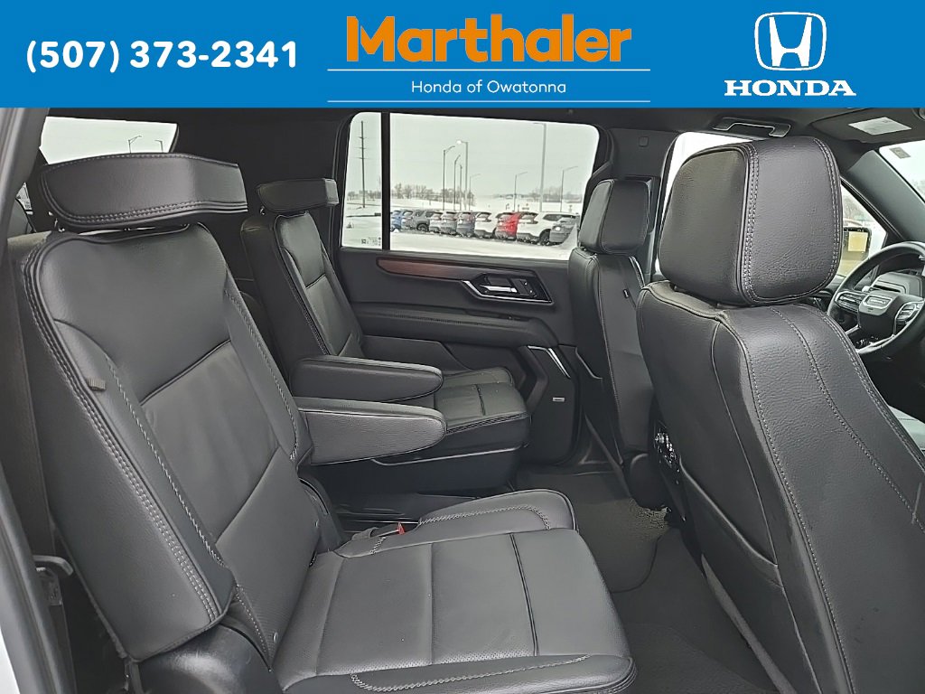 Used 2025 GMC Yukon XL Denali image 16