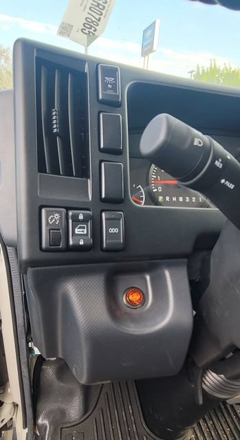 New 2025 Chevrolet Low Cab Forward 5500XG RWD image 9