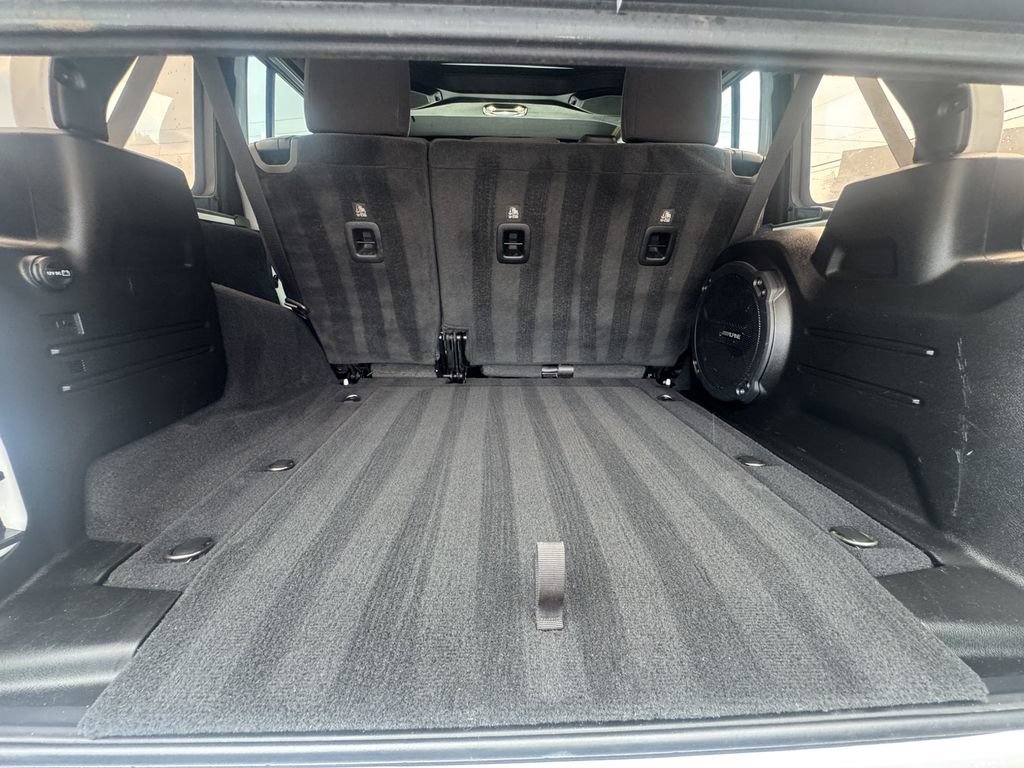 Used 2022 Jeep Wrangler Unlimited Sport AWD/4WD image 7