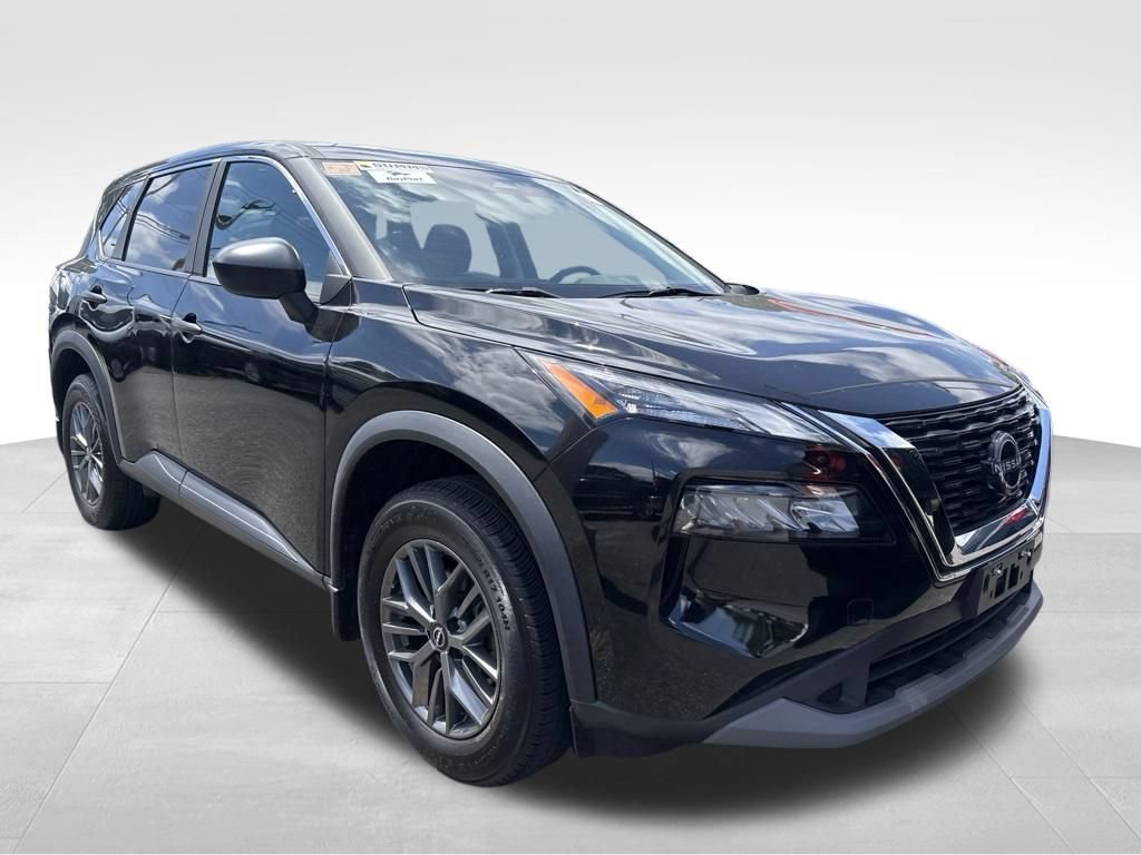 Used 2023 Nissan Rogue S FWD image 5