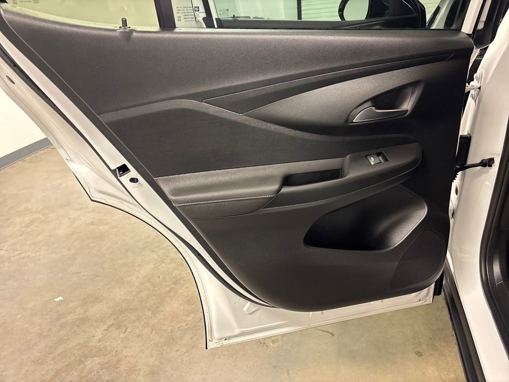 Used 2025 Buick Envista Sport Touring image 28