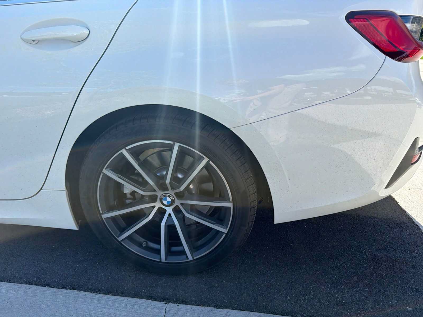 Used 2020 BMW 330i xDrive Sedan w/ Premium Package AWD/4WD image 8