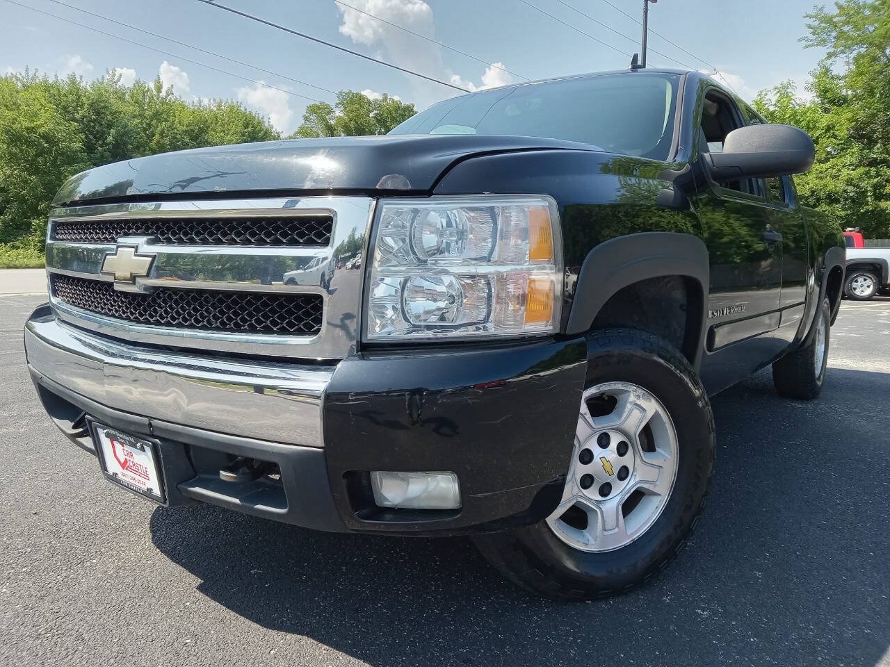 Used 2007 Chevrolet Silverado 1500 LT w/ 1LT Convenience Package AWD/4WD image 1