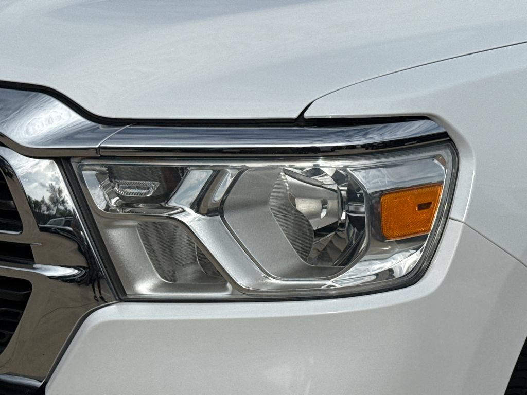 Used 2023 RAM 1500 Big Horn AWD/4WD image 3