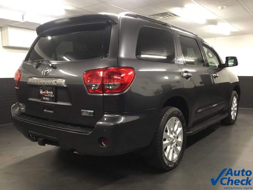 Used 2016 Toyota Sequoia Limited w/ Safety & Convenience Package image 10