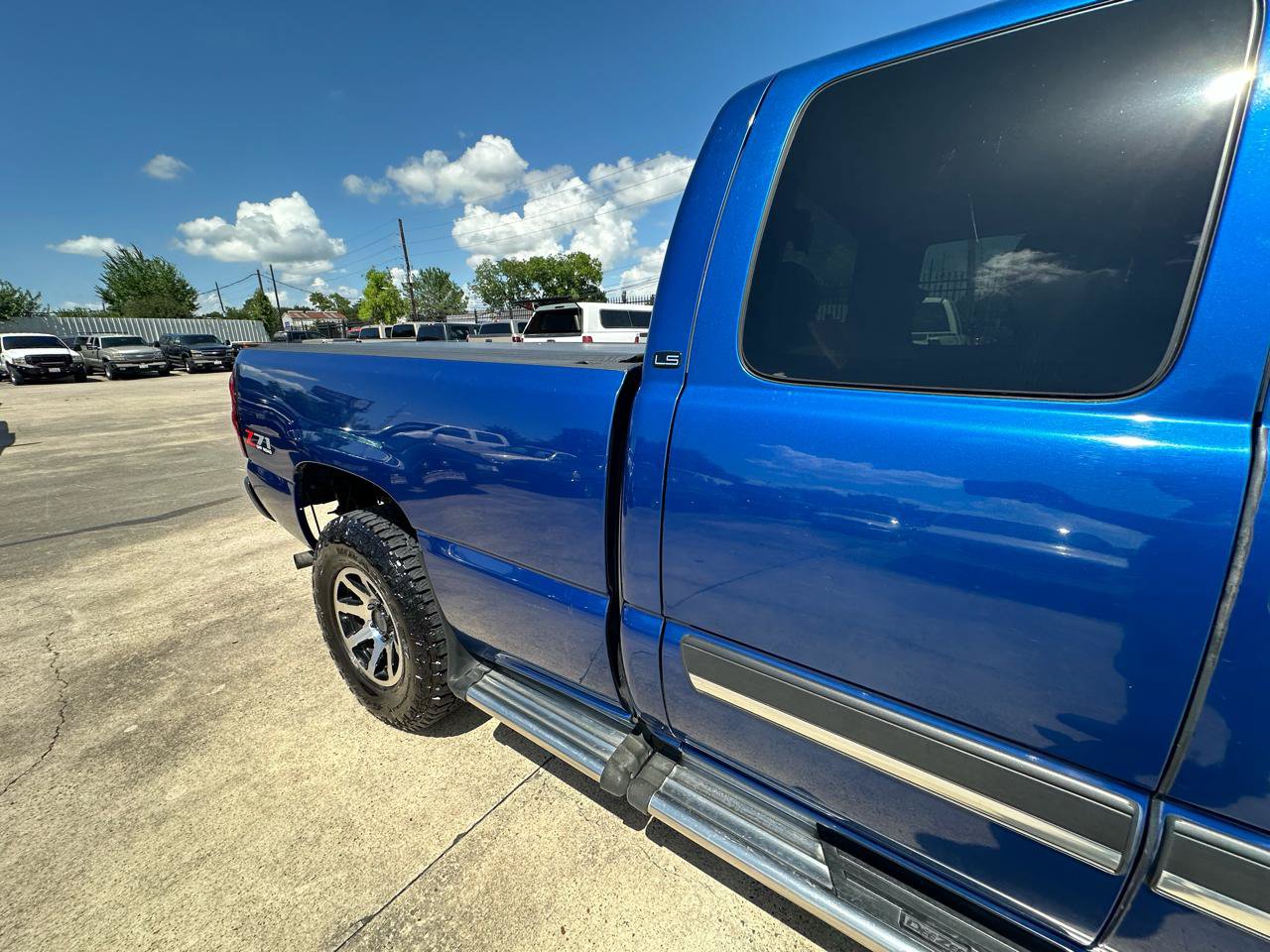 Used 2003 Chevrolet Silverado 1500 LS w/ Off-Road Package AWD/4WD image 27