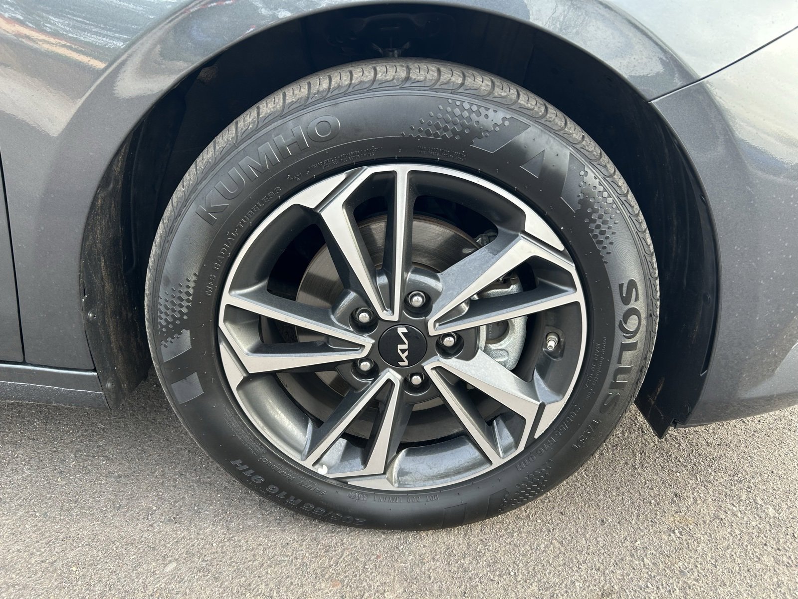 Certified 2024 Kia Forte LXS image 9