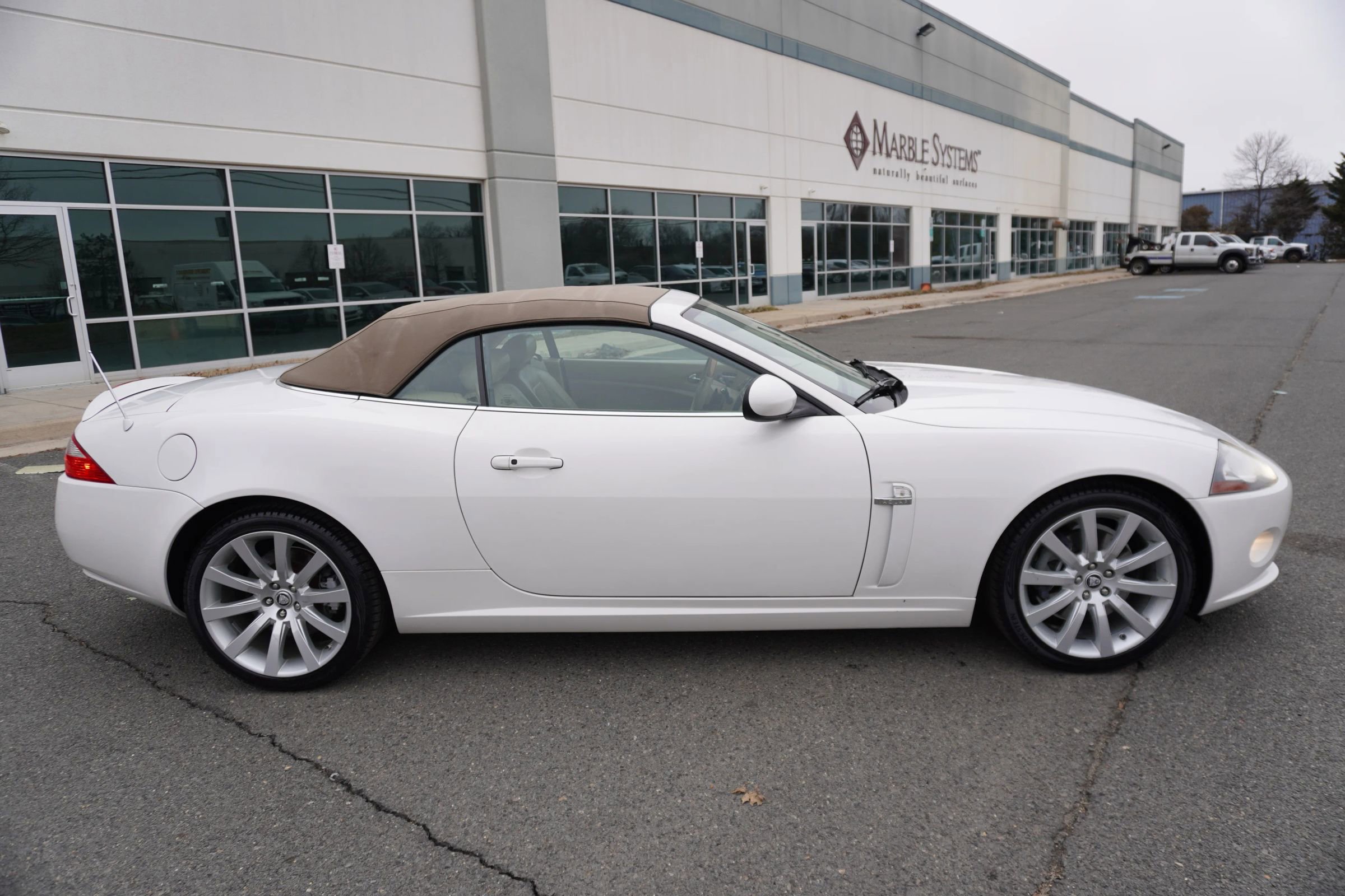 Used 2007 Jaguar XK Convertible image 10