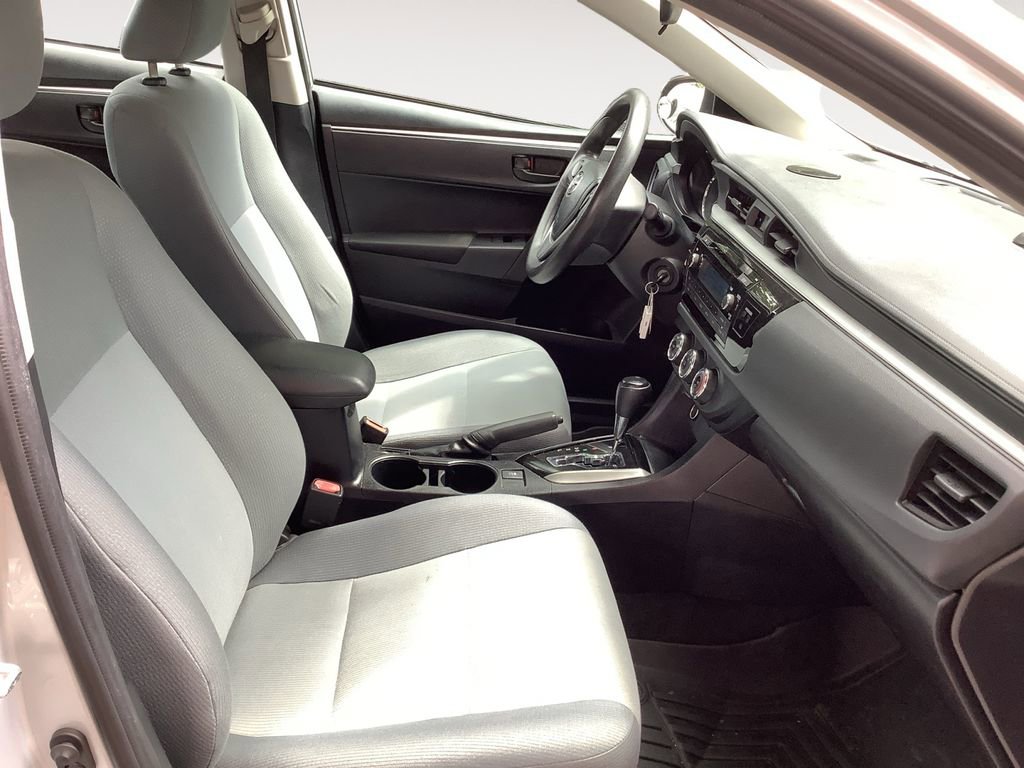 Used 2014 Toyota Corolla L image 15