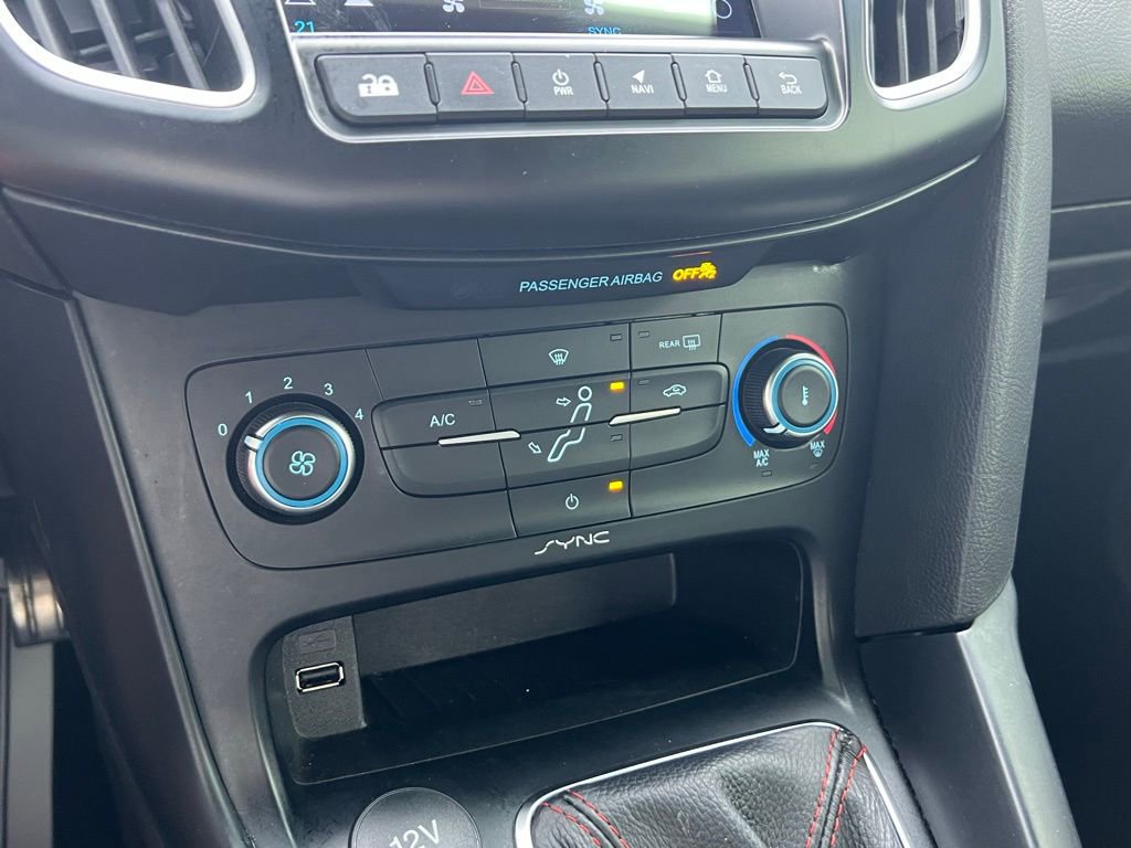 Used 2018 Ford Focus ST image 33