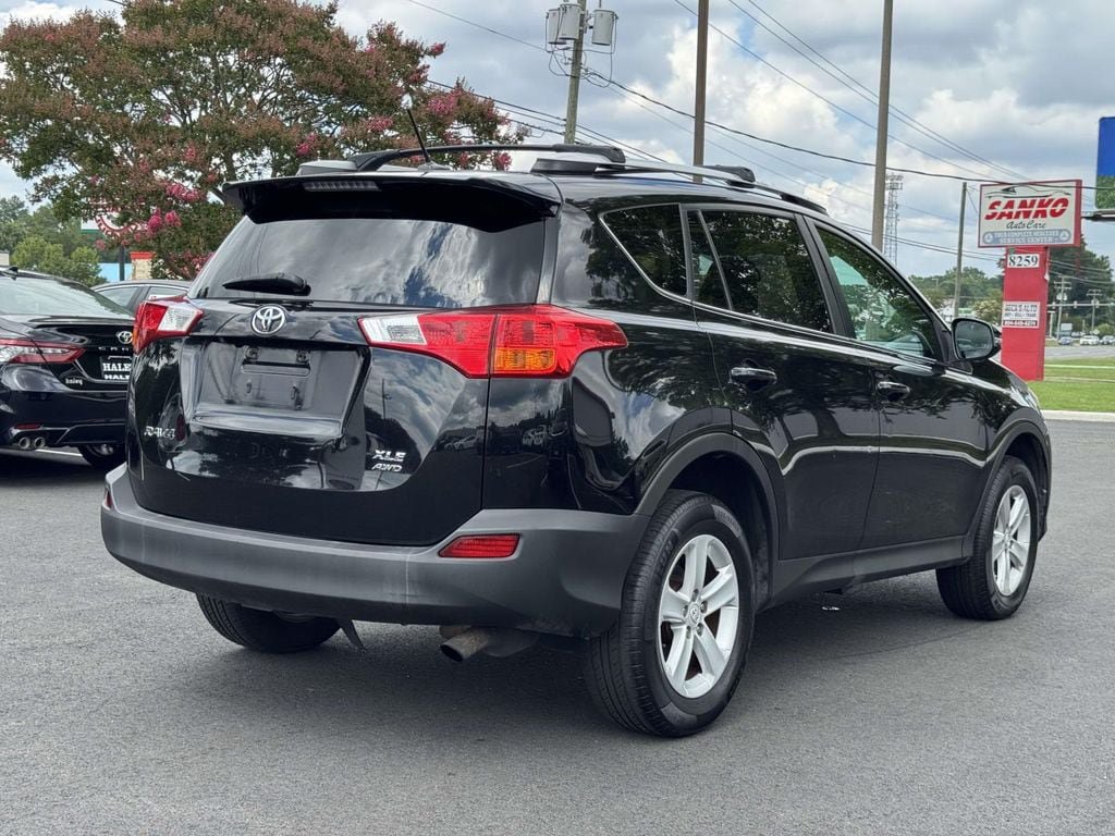 Used 2014 Toyota RAV4 XLE AWD/4WD image 22