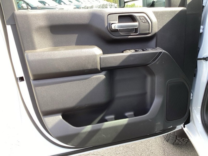 New 2026 Chevrolet Silverado 2500 Custom w/ Custom Convenience Package image 24