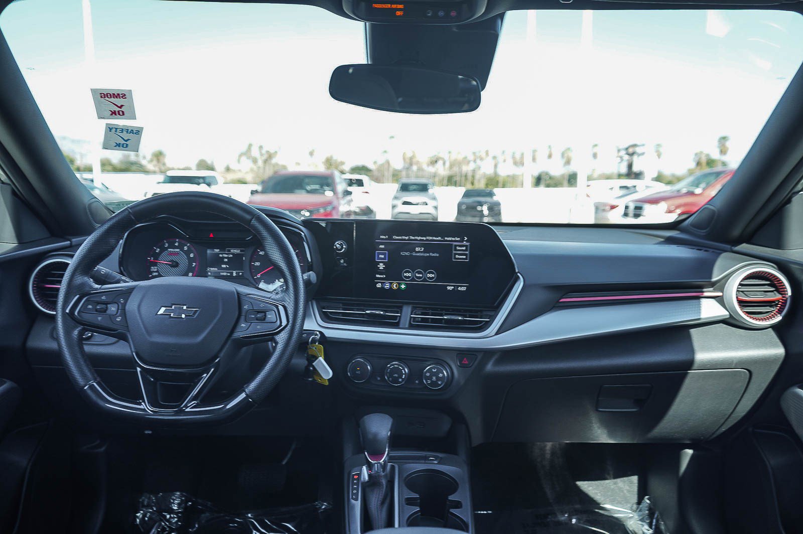 Used 2026 Chevrolet Trax RS FWD image 14