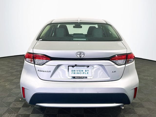 Used 2022 Toyota Corolla LE image 7