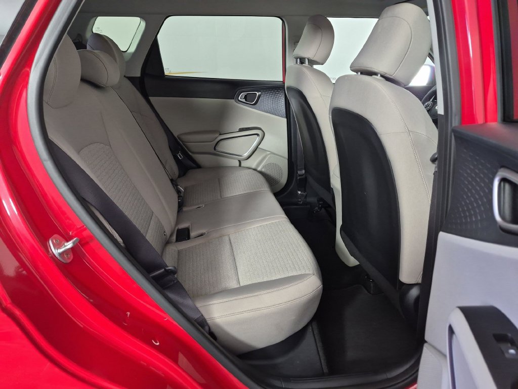 Used 2021 Kia Soul S FWD image 33