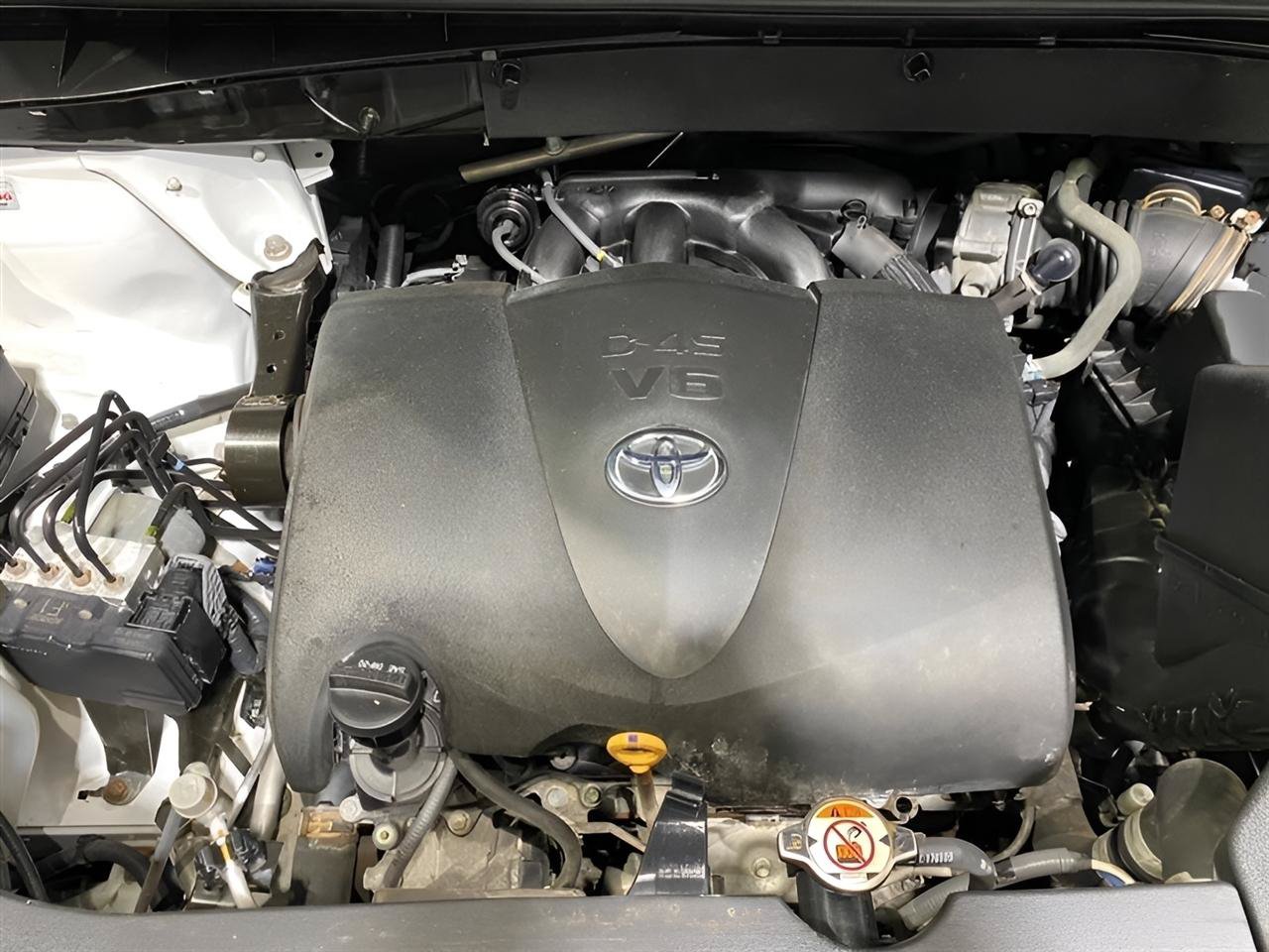 Used 2018 Toyota Highlander XLE AWD/4WD image 26
