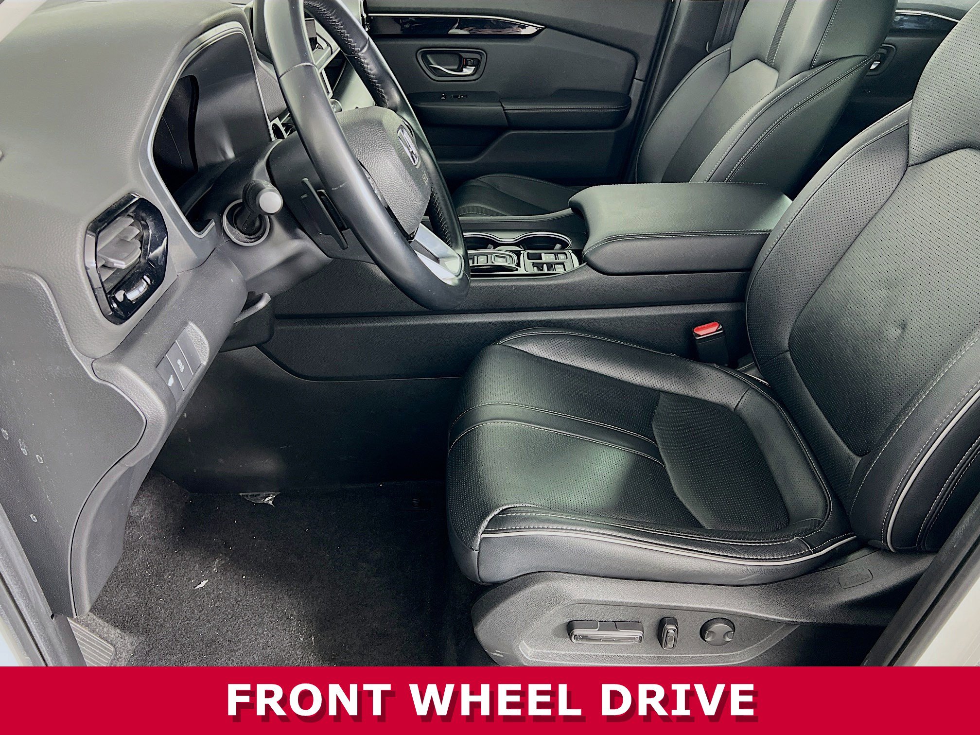 Used 2023 Honda Pilot Touring image 3