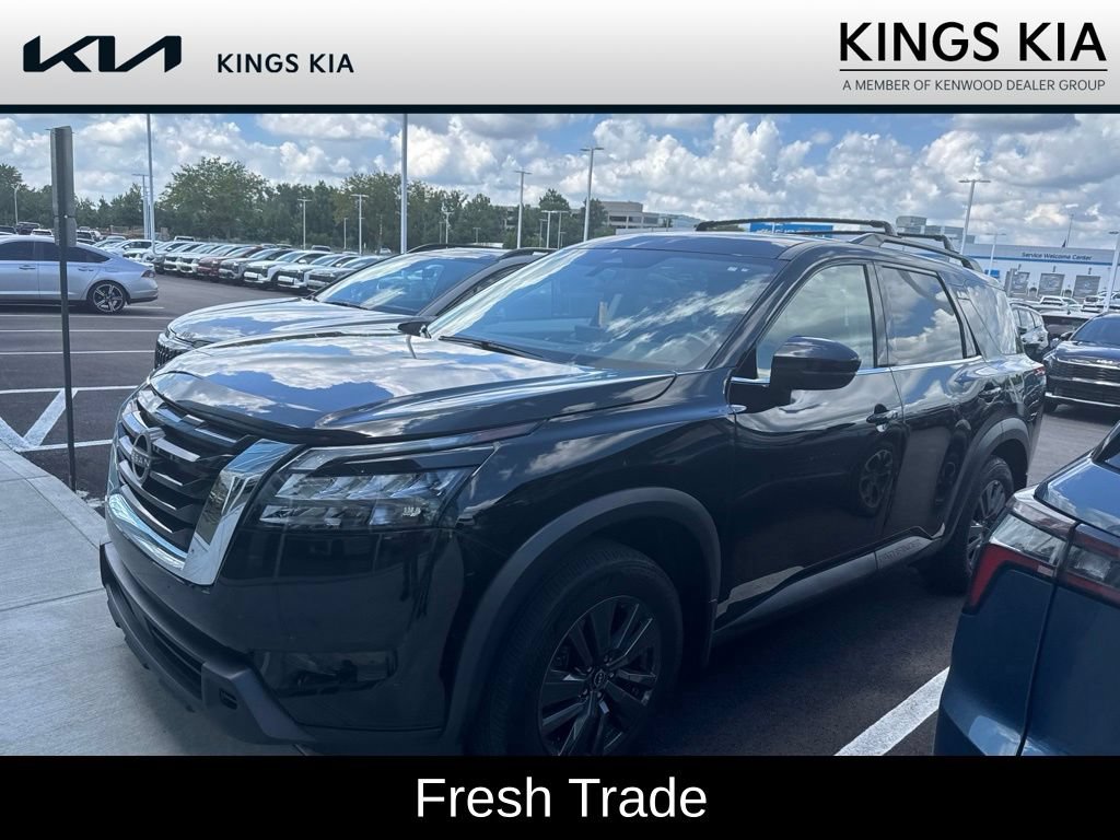 Used 2024 Nissan Pathfinder SV w/ SV Premium Package