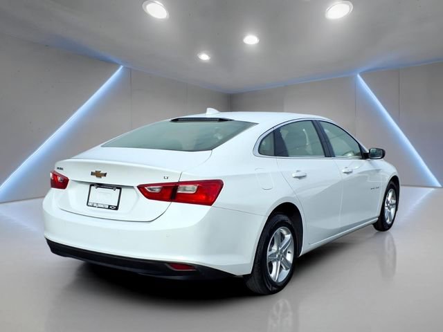 Used 2024 Chevrolet Malibu LT image 2