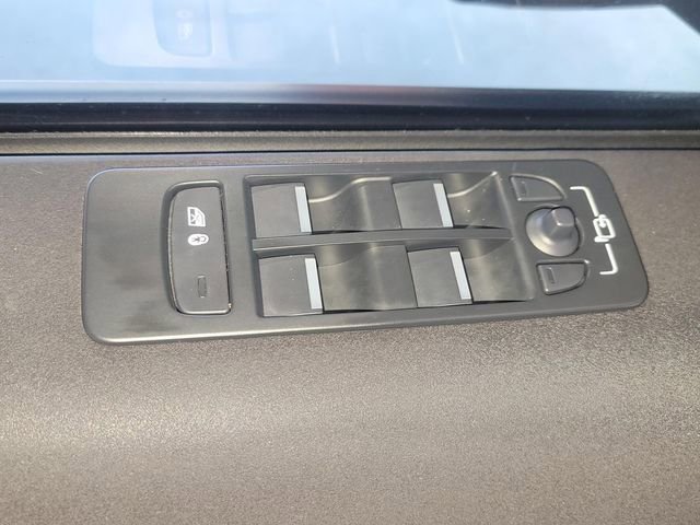 Used 2021 Land Rover Discovery Sport S image 27