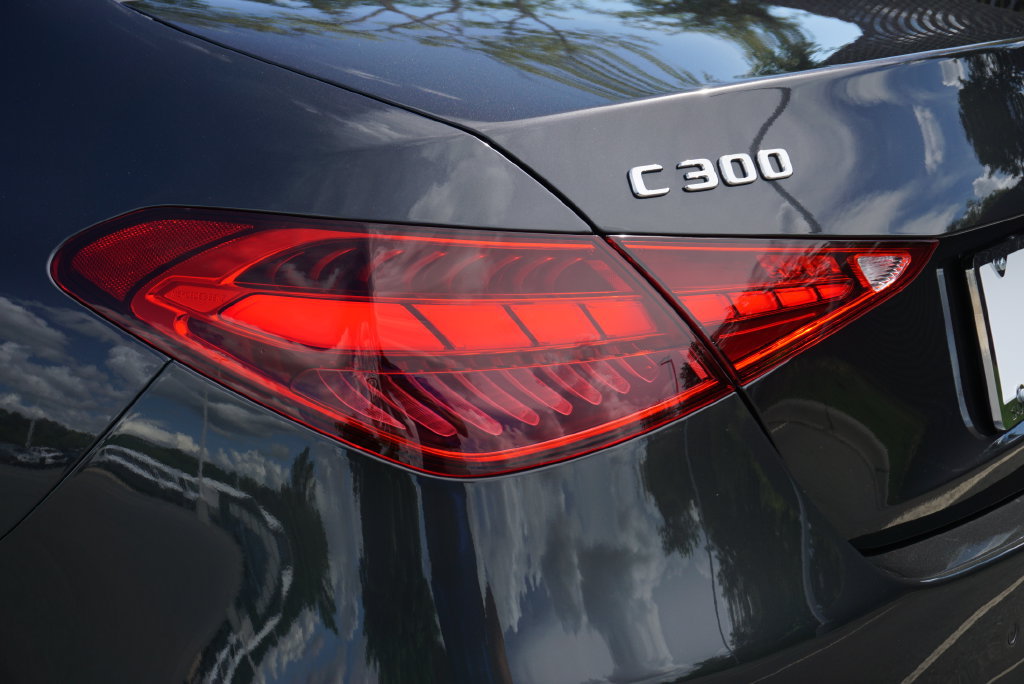 Certified 2025 Mercedes-Benz C 300 4MATIC Sedan image 14