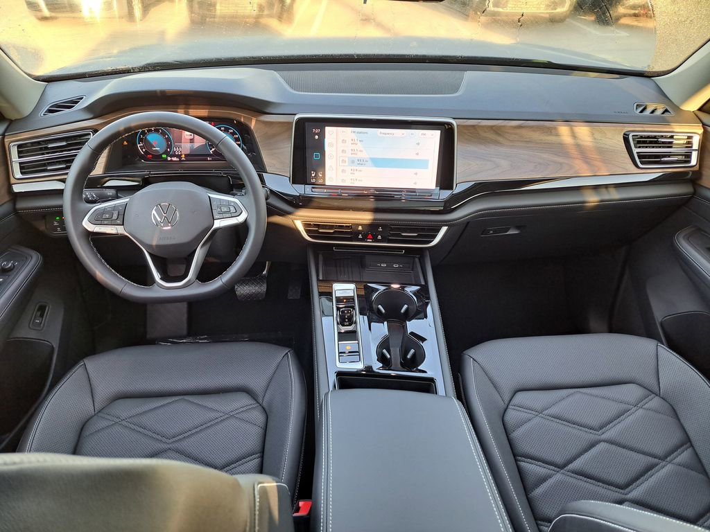 New 2026 Volkswagen Atlas SE image 6