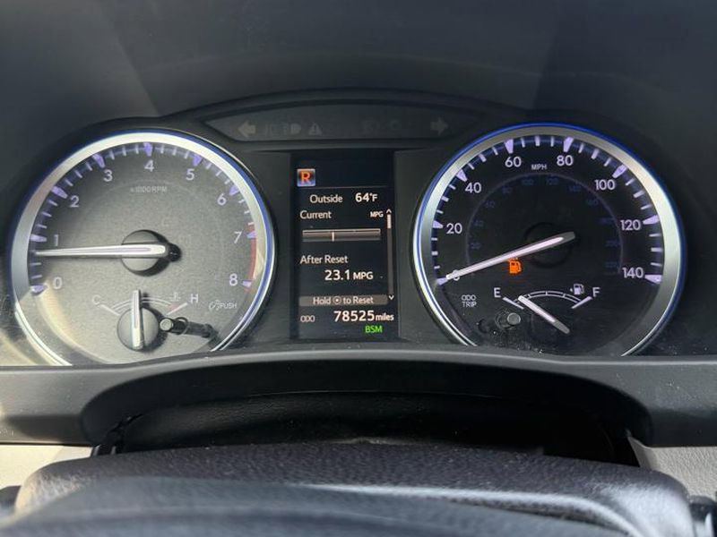 Used 2018 Toyota Highlander XLE FWD image 18