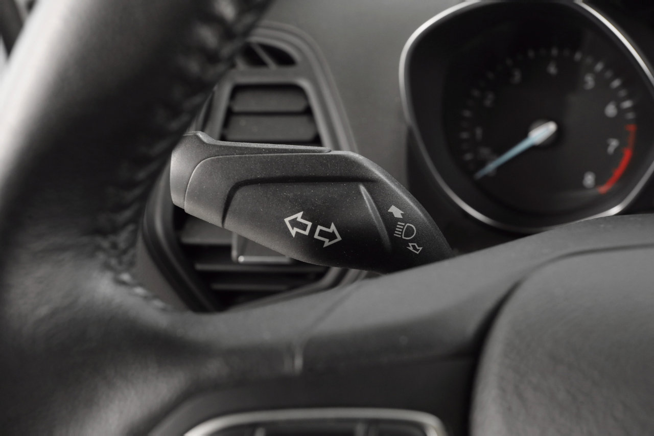 Used 2019 Ford Escape SEL image 27