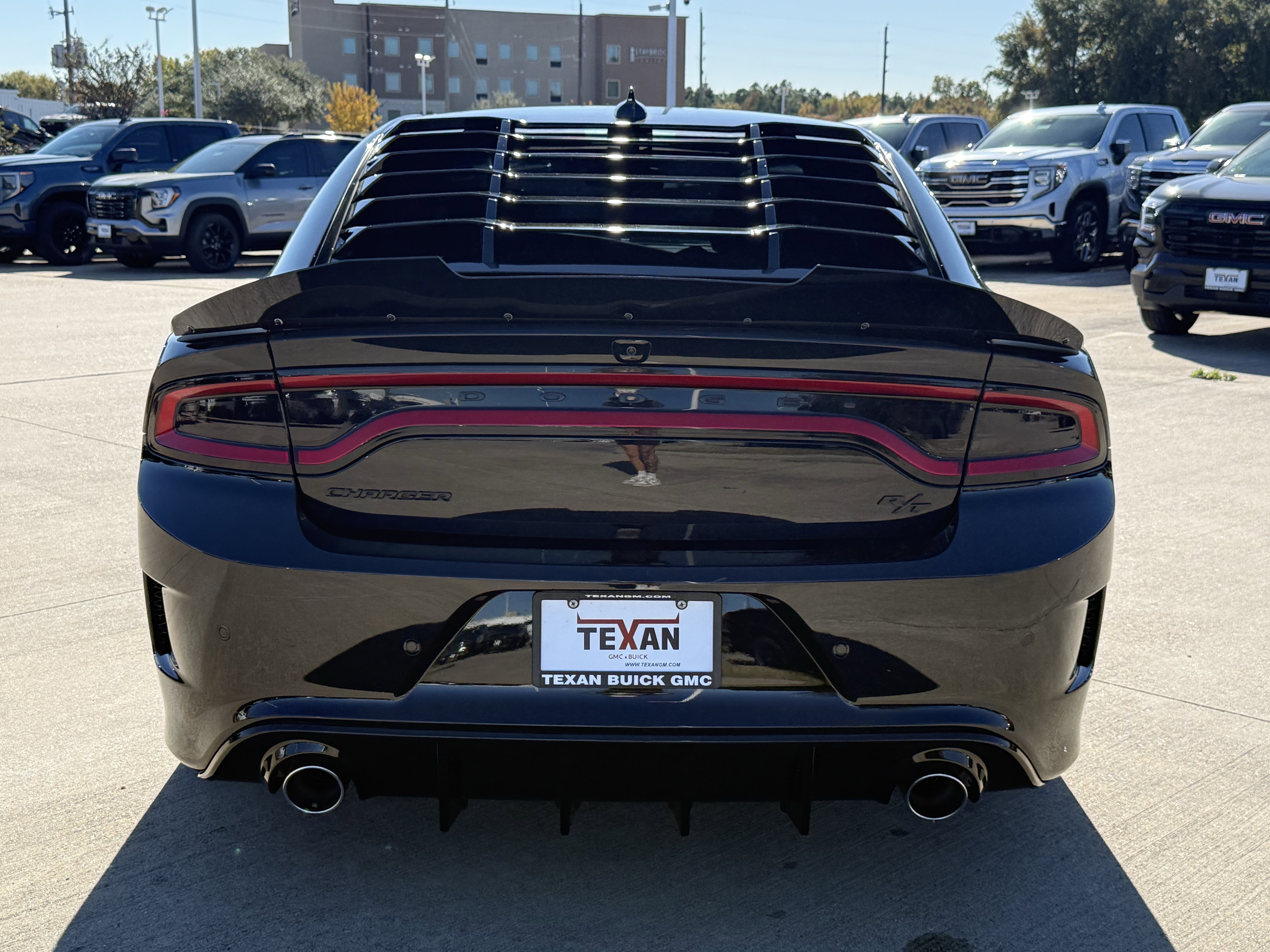 Used 2023 Dodge Charger R/T w/ Blacktop Package image 6