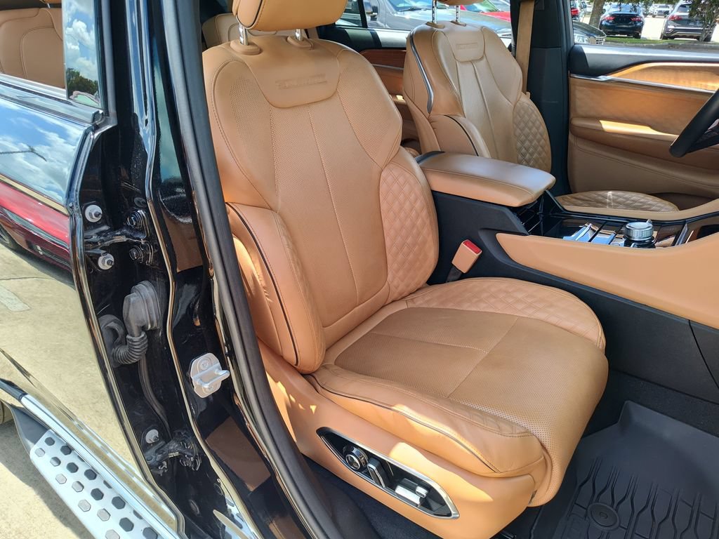 Used 2021 Jeep Grand Cherokee L Summit AWD/4WD image 33