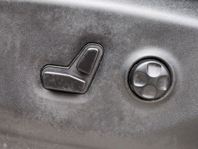 Used 2017 Chrysler Pacifica Touring-L w/ Tire & Wheel Group image 13