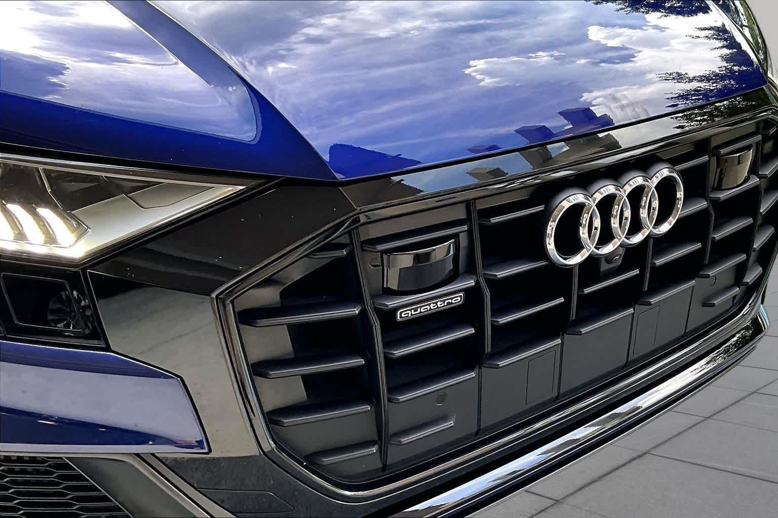 Used 2021 Audi Q8 Prestige AWD/4WD image 30