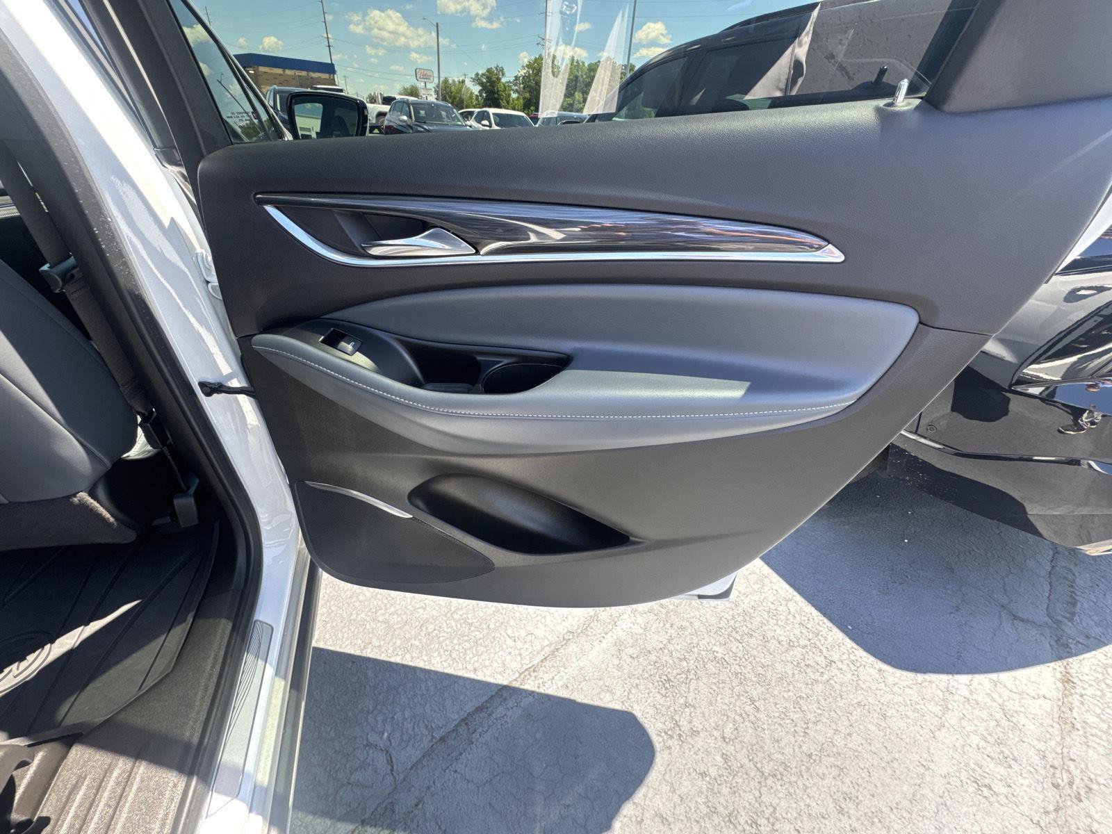 Used 2023 Buick Enclave Essence w/ LPO, Floor Liner Package FWD image 17