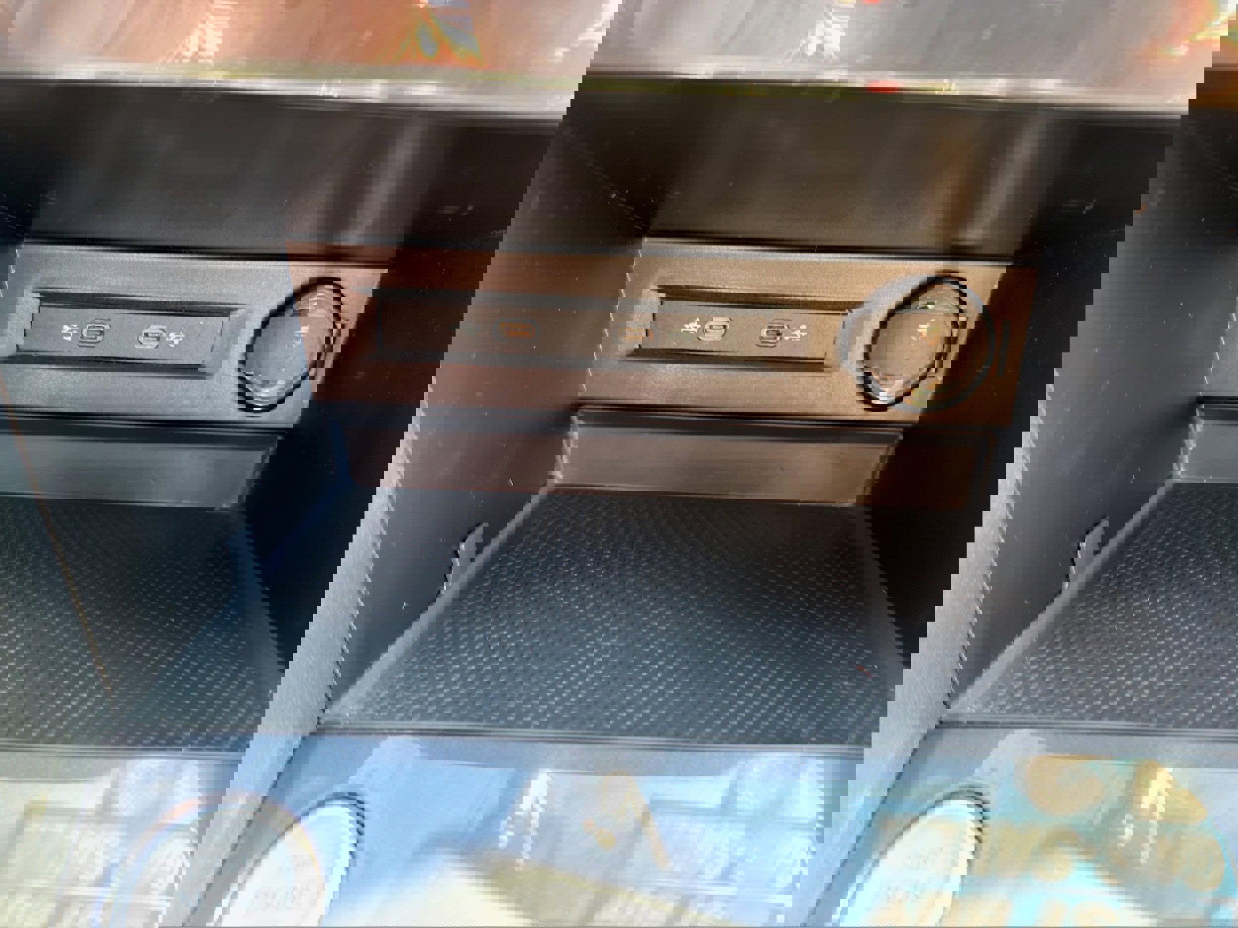 Used 2024 Volkswagen Tiguan S image 36