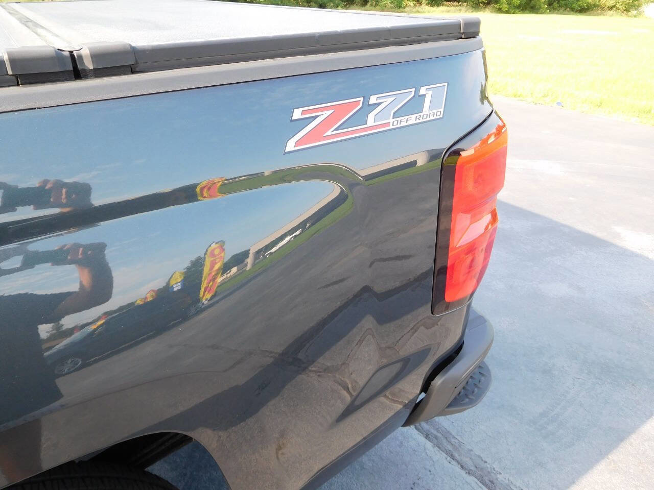 Used 2017 Chevrolet Silverado 1500 LT w/ All Star Edition image 20