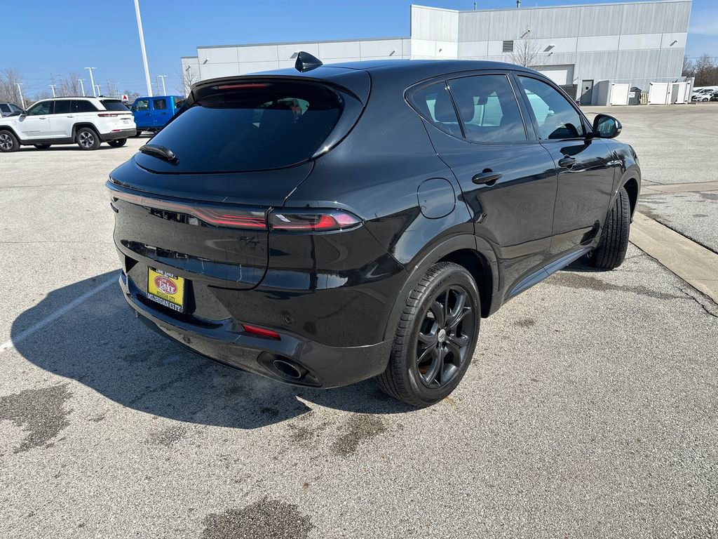 Used 2024 Dodge Hornet R/T Plus w/ R/T Blacktop Package image 3