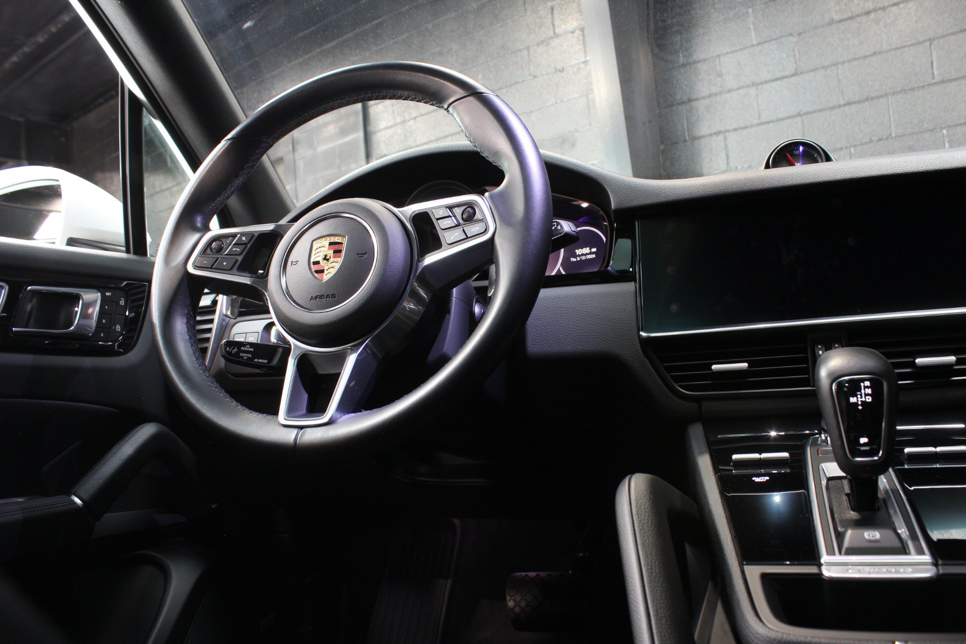 Used 2022 Porsche Cayenne Platinum Edition AWD/4WD image 55