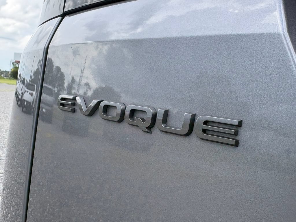 Used 2023 Land Rover Range Rover Evoque R-Dynamic SE AWD/4WD image 15