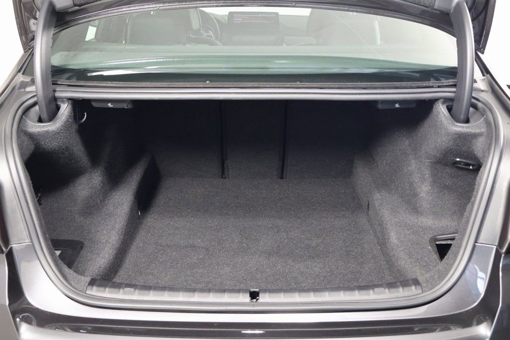 Used 2023 BMW M550i xDrive w/ Executive Package image 14