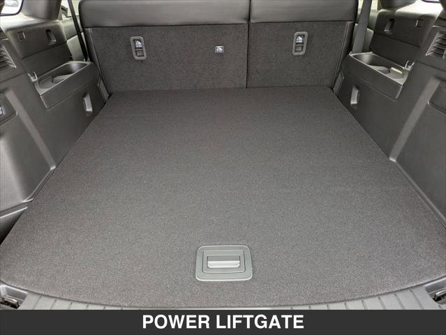 Used 2025 MAZDA CX-70 Plug-In Hybrid w/ Premium Plus image 12